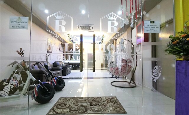 ロイヤル ホテル