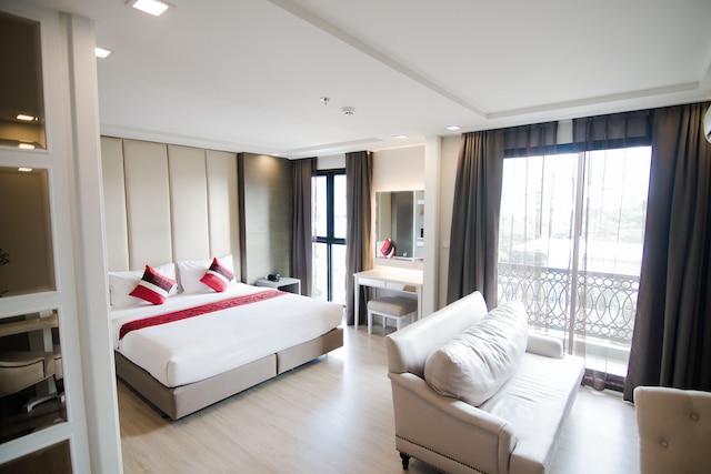 ホープ ランド ホテル スクンビット 8