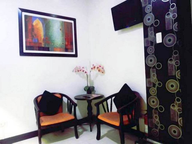 フレデリックズ アパーテル