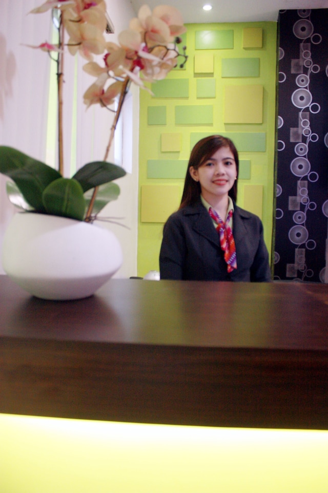 フレデリックズ アパーテル