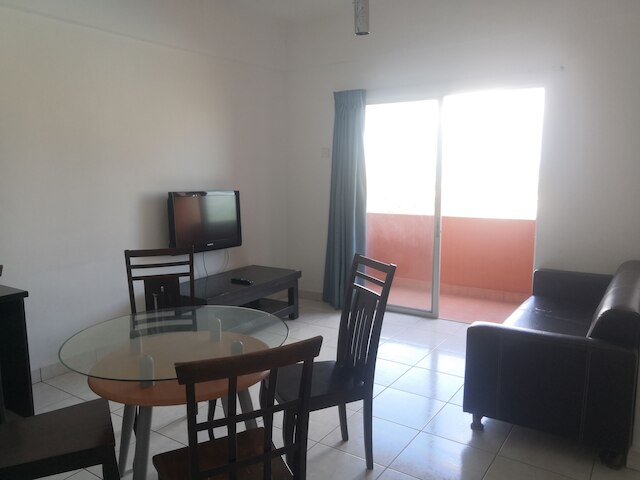 グローバロン ホテル アパートメント