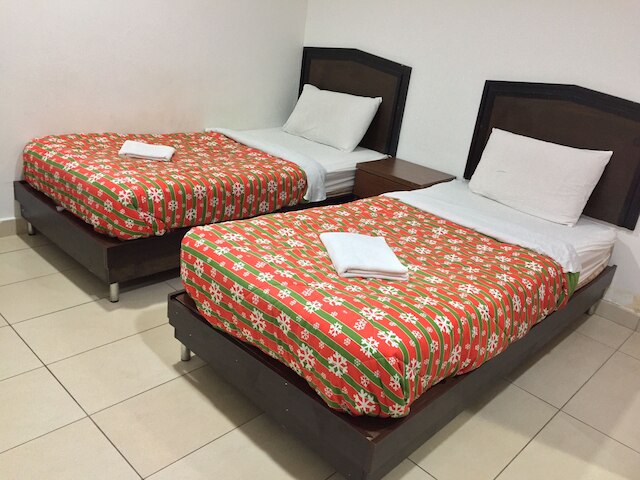 オール スター ホテル ムラカ