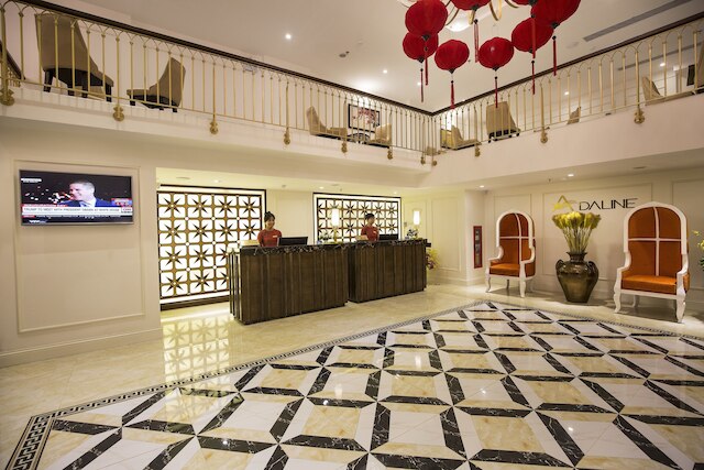 アダライン ホテル & スイート