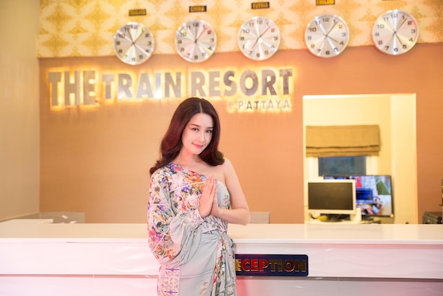 ザ トレイン リゾート