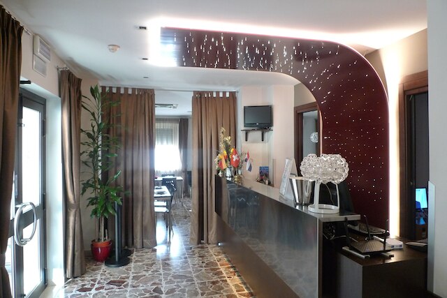 ホテル デ メイス