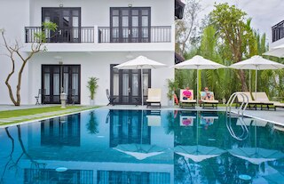 ハンズ ナチュラル ブティック ホテル ヴィラ