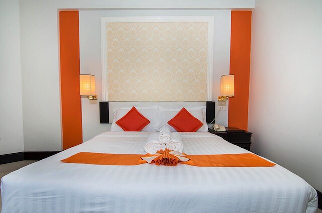 アサワン ホテル