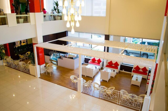 アサワン ホテル