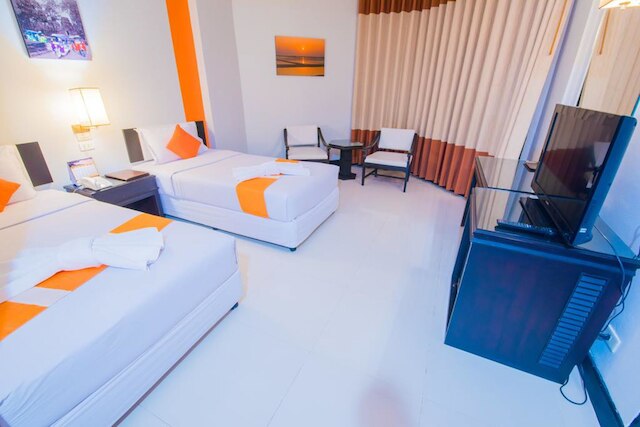 アサワン ホテル