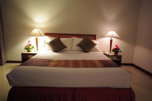 フライデー ホテル