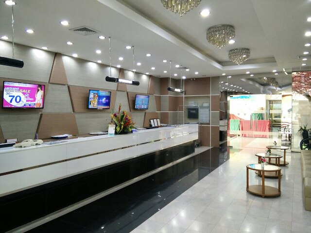 フライデー ホテル