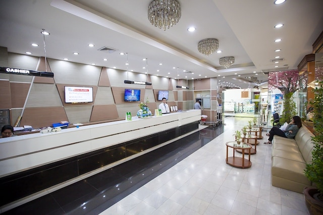 フライデー ホテル