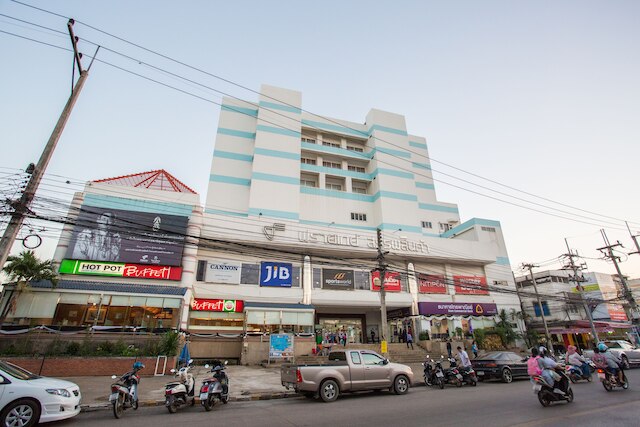 フライデー ホテル