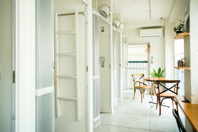 ROUTE - カフェと宿