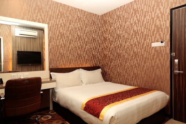 ゴールデン バレー ホテル