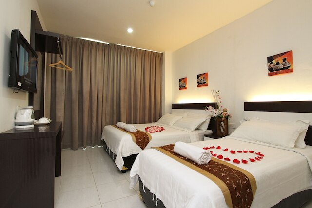 ニュー センチュリー ホテル