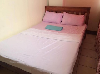 フレンドリーズ ゲストハウス