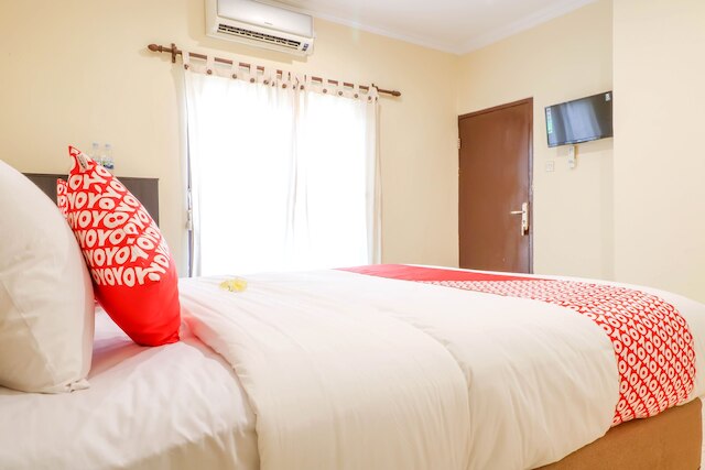 スーパー OYO 1654 マハ バラタ クタ イン