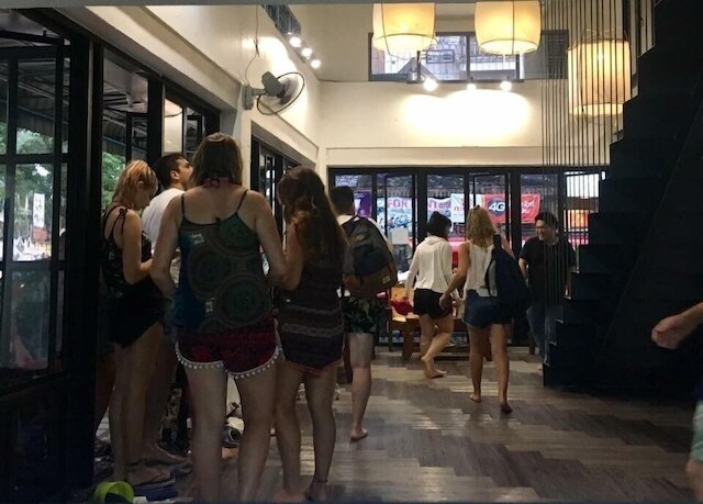 ザ オーガスト ホステル