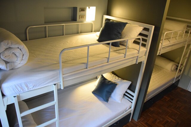 ザ オーガスト ホステル