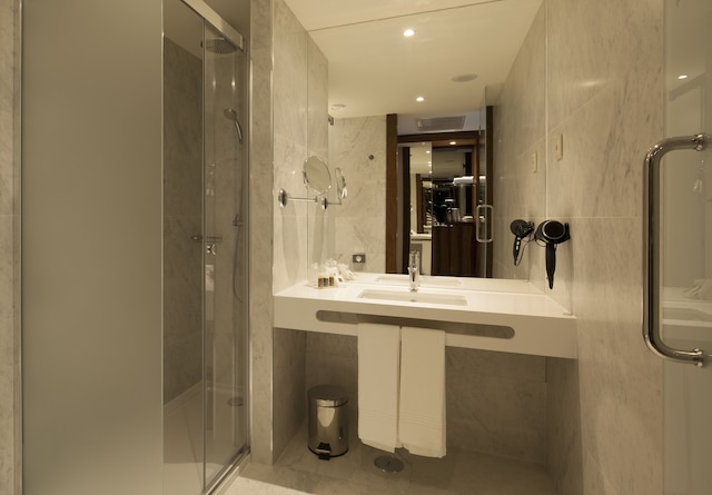 トゥリム マルケス ホテル