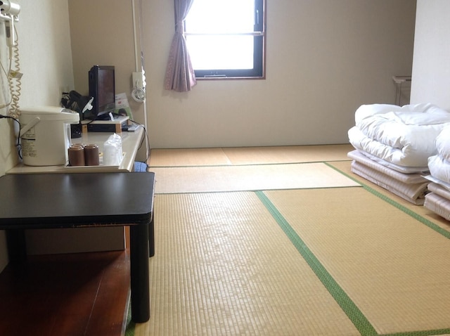 ビジネスホテル サカイ