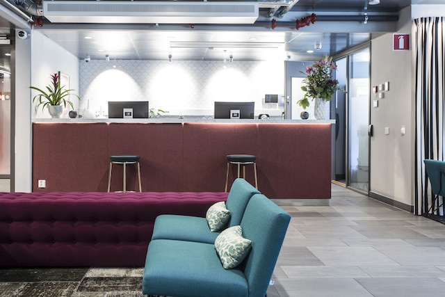 ビズ アパートメント ハンマルビー ショースタッド