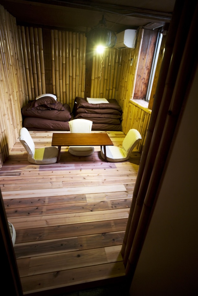 ワールドトレック ダイナー アンド ゲストハウス ピセ