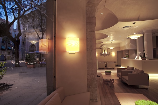 ホテル サント アグスティ