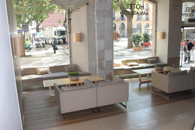 ホテル サント アグスティ