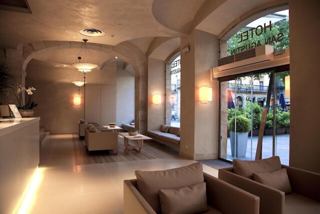 ホテル サント アグスティ