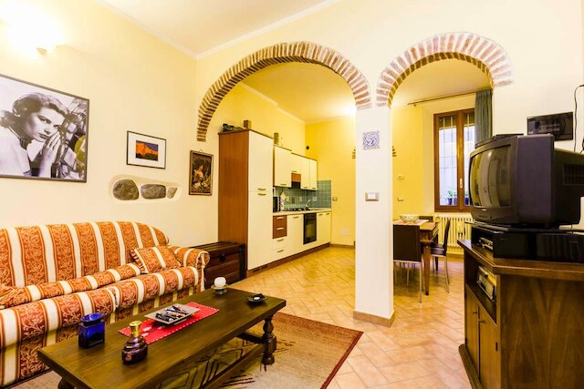 ハウスマート パレストロ