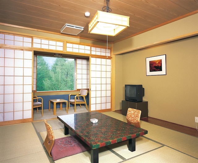 日光 アストリア ホテル