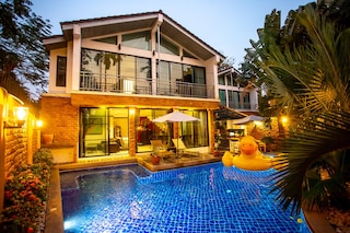 4プールヴィラズ