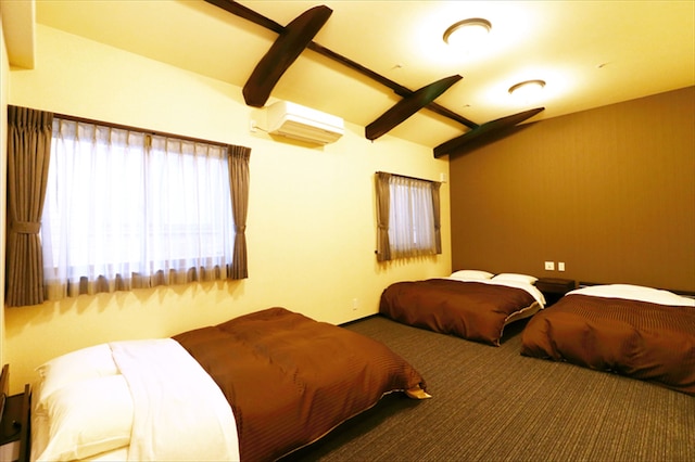 数寄屋風旅館からさわ