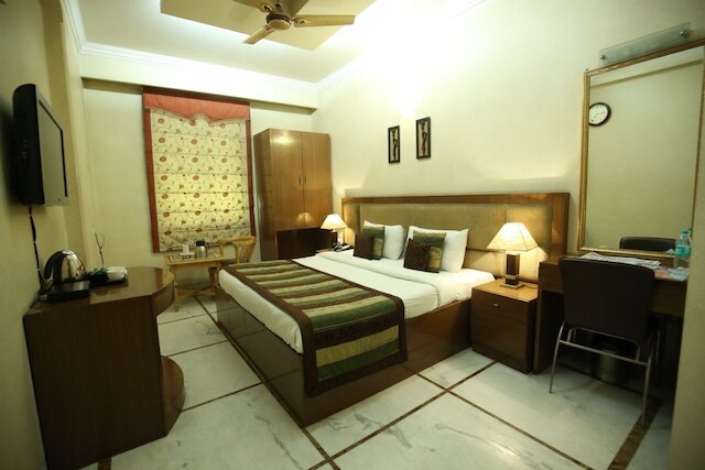 ホテル シン サヒブ