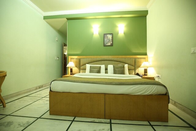 ホテル シン サヒブ