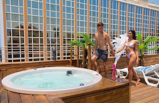 ドリームビーチTLVブティックホテル