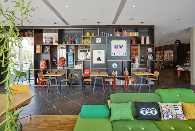 シチズンM パリ ラ デファンス