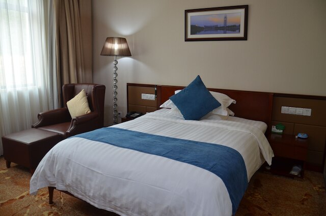 ソリュクス ホテル ニアメ