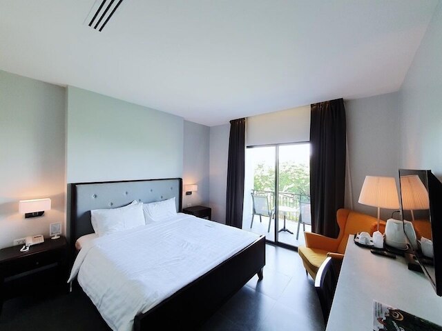 ザ サラ パタヤ