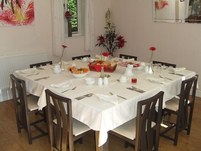 ザ マナー コーチ ハウス