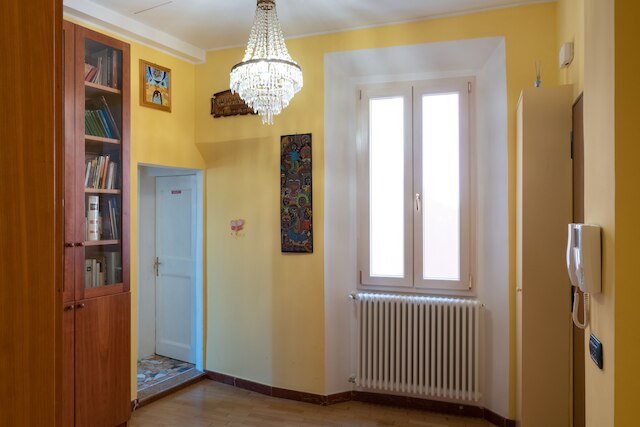 アパルタメント ヴィア ペテローニ