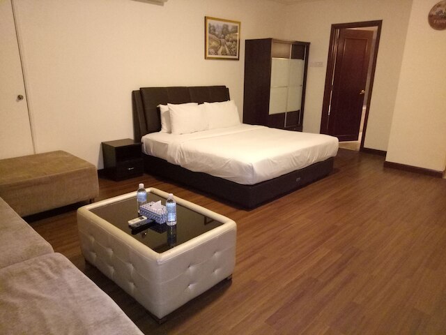 スカイ アパートメント アット タイムズ スクエア