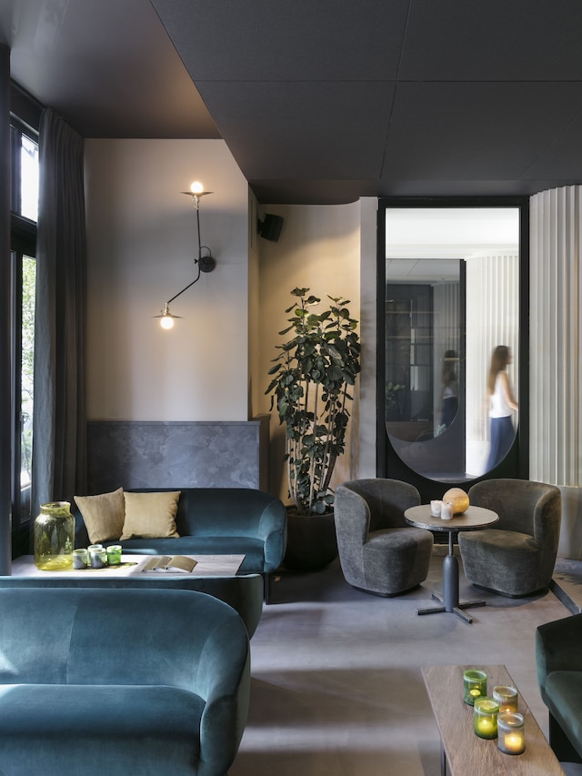 オテル ナシオナル アール ゼ メティエ