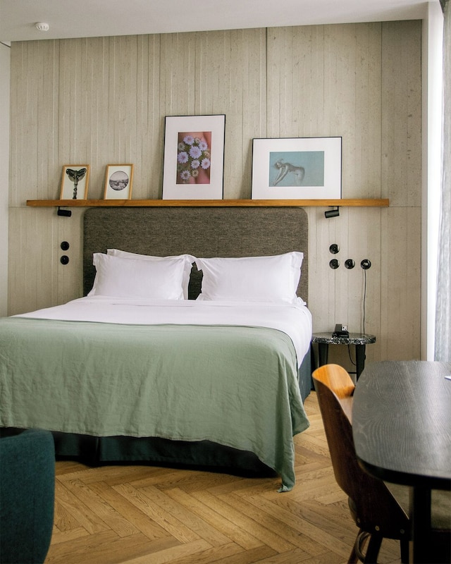 オテル ナシオナル アール ゼ メティエ