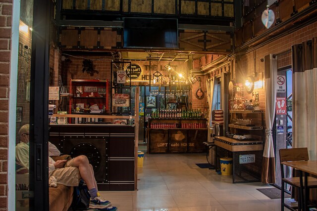 ザ ロフトハウス サンサーイ