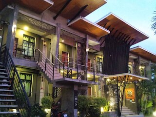 ザ ロフトハウス サンサーイ