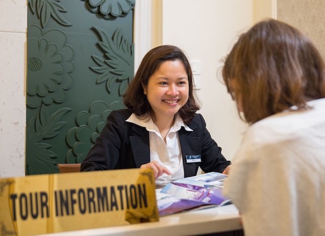 ホリデイ エメラルド ホテル