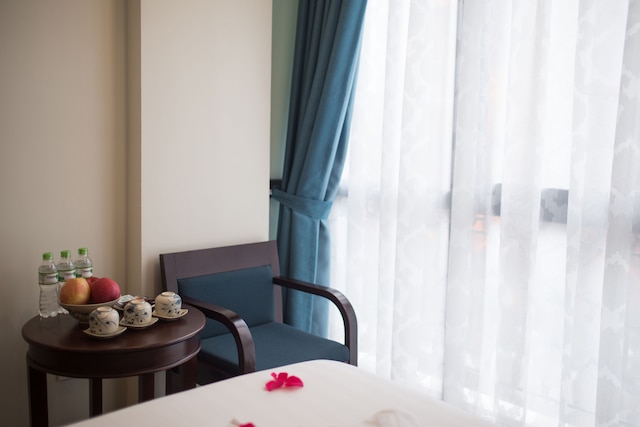 ホリデイ エメラルド ホテル